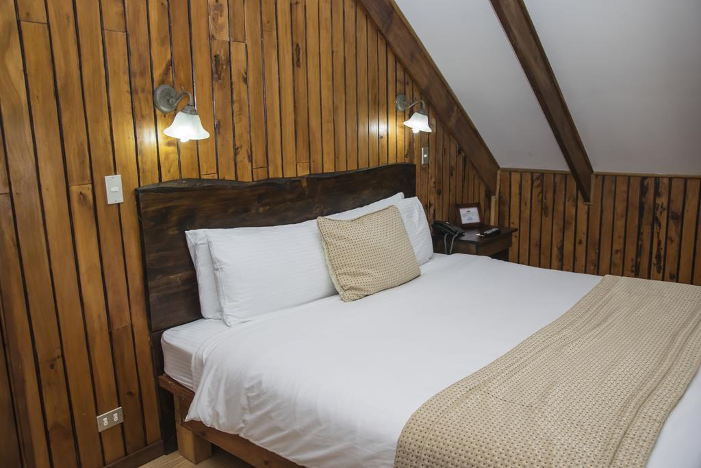 Hotel Chalet Tirol Ередия Стая снимка